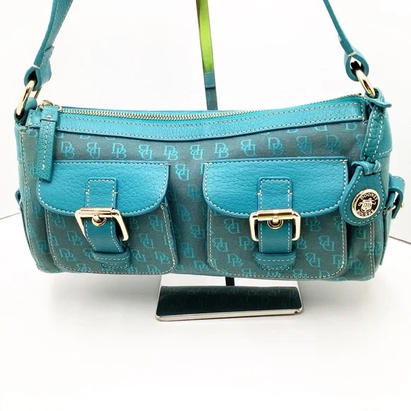 🆕{Dooney&Bourke} Signature Canvas and Leather Bag
